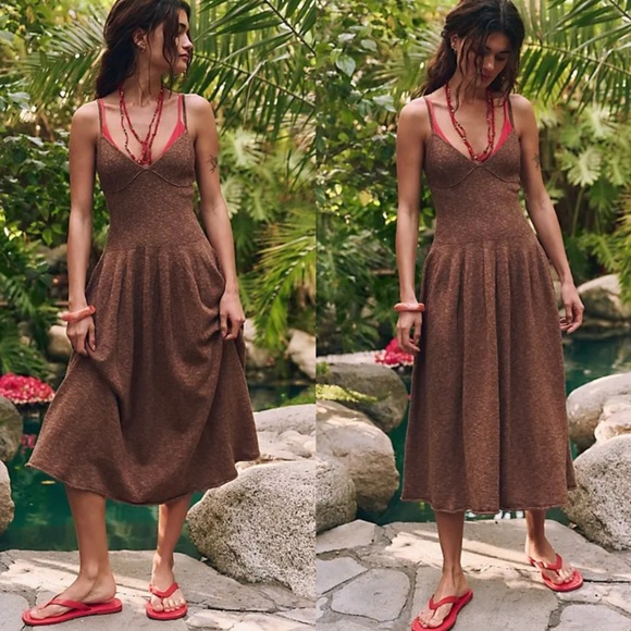 Free People Dresses & Skirts - Free People Tula Sweater Midi Dress